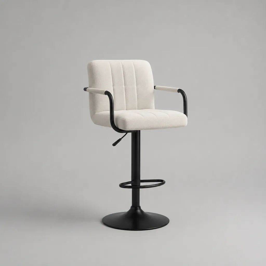 Tabouret de bar pivotant réglable en polyester bouclé crème et acier noir avec accoudoirs, 55 × 52 × 89–110 cm